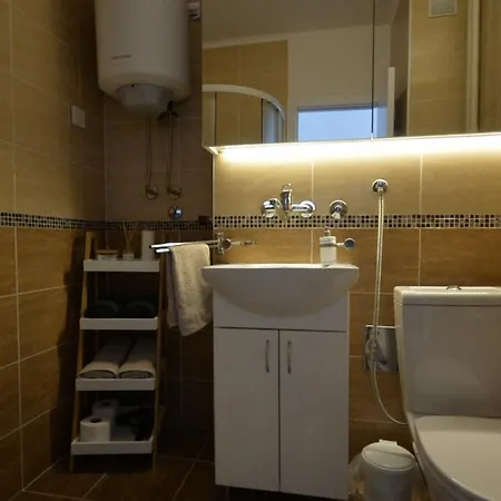 Nia Lux Apartment